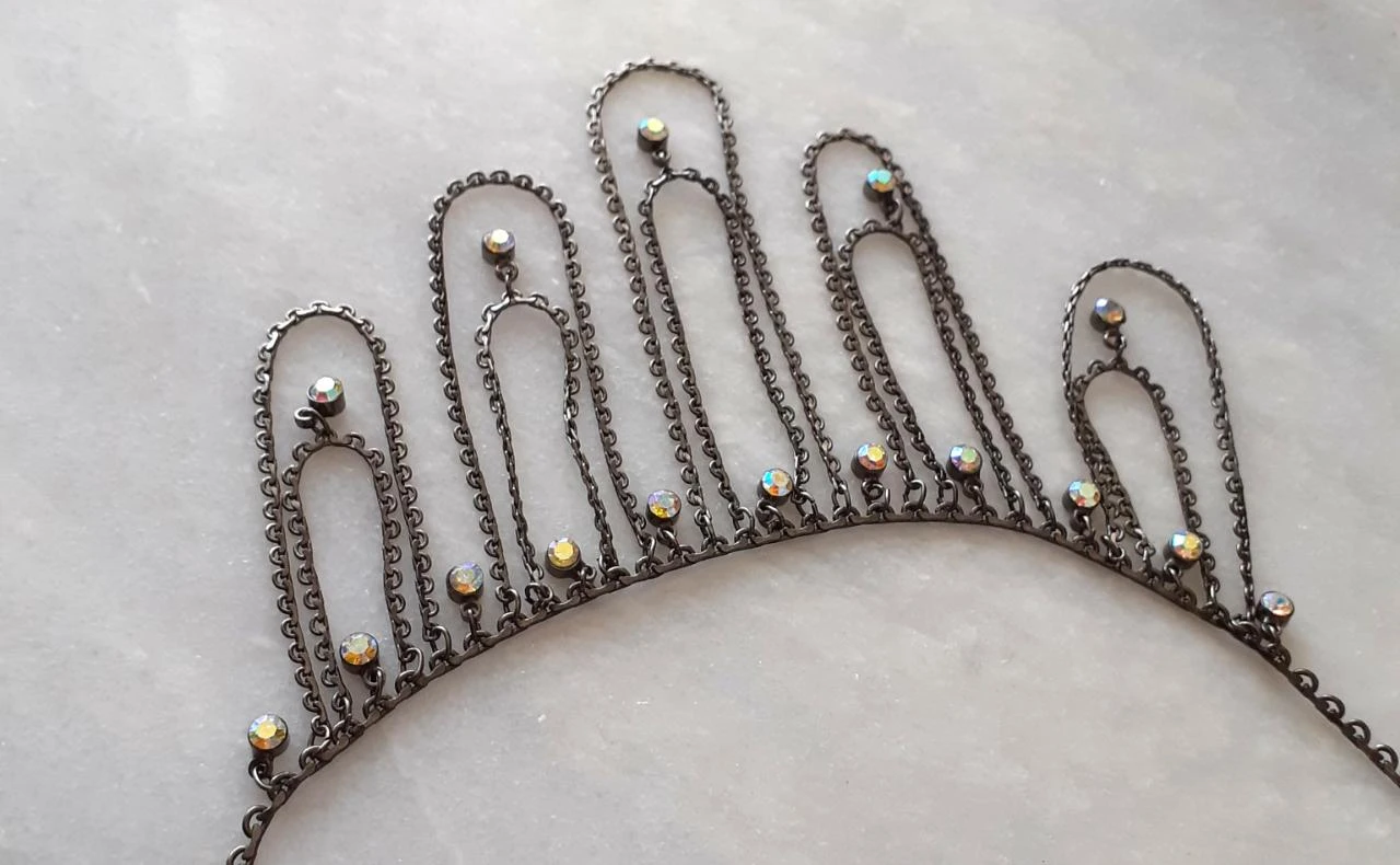 Gunmetal black necklace with AB rhinestones and draping – photo 5